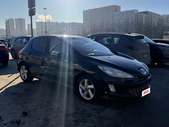 2008 Peugeot 308 I, чёрный, 285000 рублей - вид 2