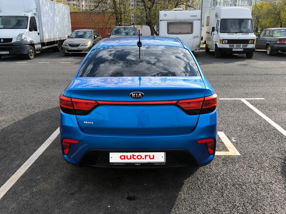 2017 Kia Rio IV, синий, 1200000 рублей - вид 3