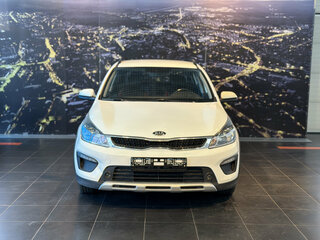 2020 Kia Rio X-Line IV, белый, 1400000 рублей, вид 2