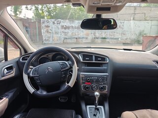 2012 Citroen C4 II, белый, 650000 рублей, вид 5