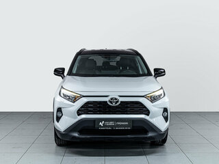 2021 Toyota RAV4 V (XA50), белый, 3123000 рублей, вид 2