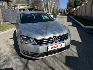 2011 Volkswagen Passat B7, серебристый, 900000 рублей, вид 3