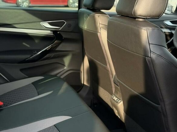 2026 Lada (ВАЗ) Vesta I Рестайлинг (NG), серебристый, 2035000 рублей - вид 19