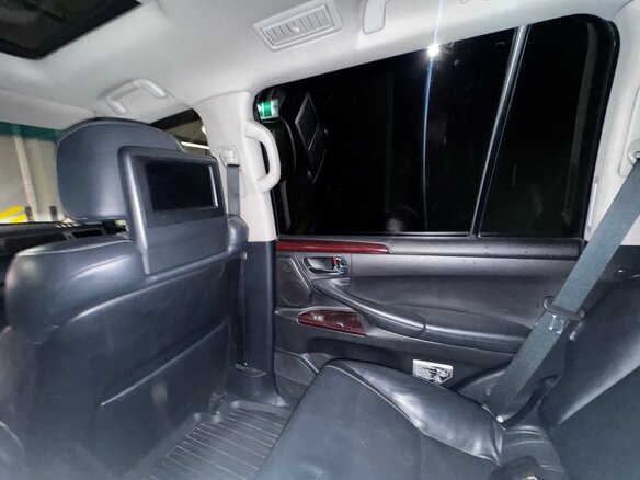 2012 Lexus LX 570 III Рестайлинг, серебристый, 6500000 рублей - вид 29