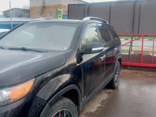 2011 Kia Sorento II, чёрный, 900000 рублей, вид 4