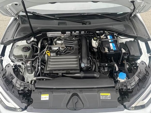 2022 Audi A3 35 TFSI Long IV (8Y), белый - вид 23