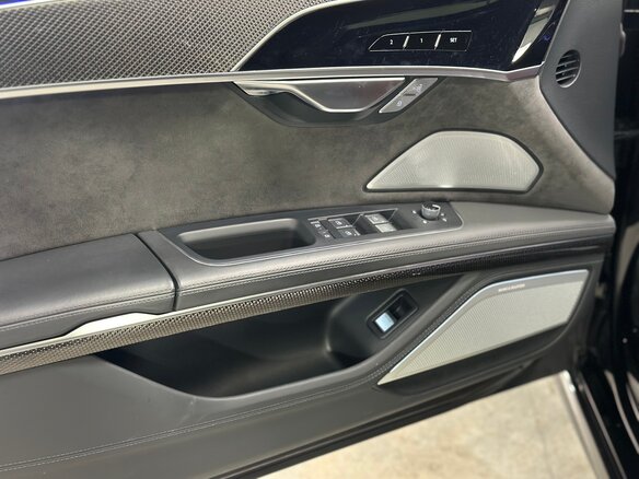 2021 Audi S8 Long IV (D5), чёрный, 11290000 рублей - вид 25