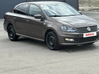 2016 Volkswagen Polo V Рестайлинг, коричневый, 555000 рублей, вид 3