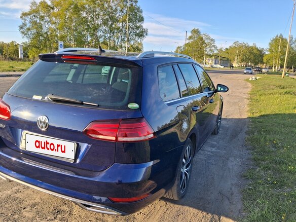 2018 Volkswagen Golf VII Рестайлинг, синий, 1450000 рублей - вид 4