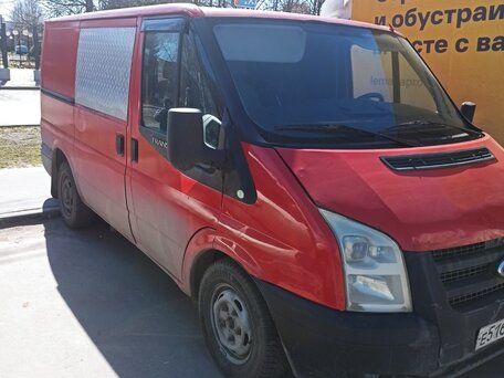 2009 Ford Transit, красный, 700000 рублей, вид 2