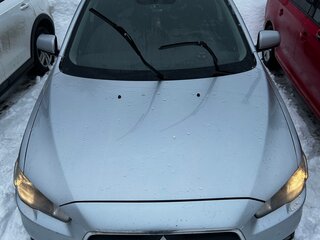 2011 Mitsubishi Lancer X Рестайлинг, серебристый, 650000 рублей, вид 3
