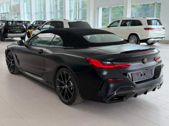 2019 BMW 8 серии M850i xDrive II (G14/G15/G16), чёрный, 8250000 рублей - вид 14