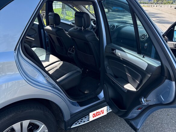 2009 Mercedes-Benz M-Класс 320 II (W164) Рестайлинг, голубой, 1700000 рублей - вид 20