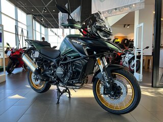 QJMotor SRT 900 SX