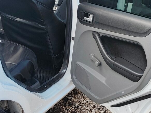 2008 Ford Focus II Рестайлинг, белый, 430000 рублей - вид 19