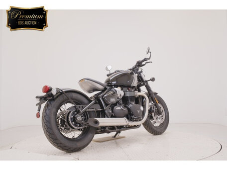 2025 Triumph Bonneville Bobber, чёрный, 1500000 рублей, вид 5
