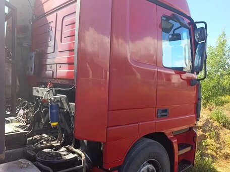 2003 Mercedes-Benz Actros, красный, 2500000 рублей, вид 5