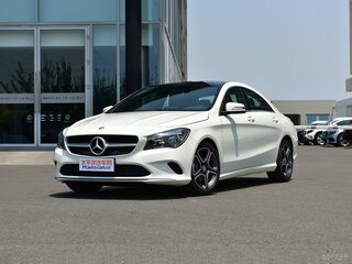 2017 Mercedes-Benz CLA 180 I (C117, X117) Рестайлинг, белый, 1590000 рублей, вид 1