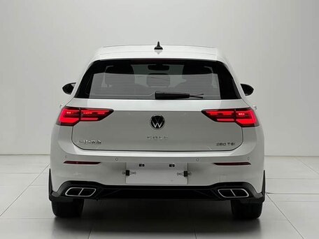 2023 Volkswagen Golf VIII, серый, 2346000 рублей, вид 4