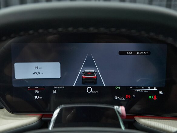 2025 Audi Q5 40 TFSI III (GU), чёрный, 6499000 рублей - вид 24