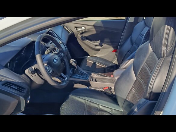 2016 Ford Focus III Рестайлинг, белый, 600000 рублей - вид 5