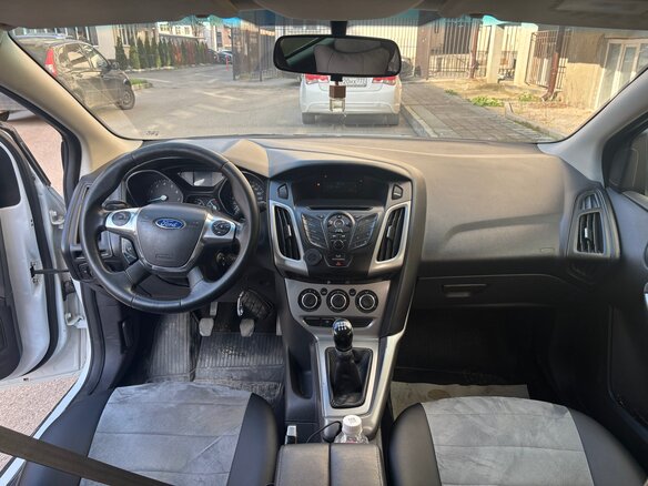 2013 Ford Focus III, белый, 700000 рублей - вид 6