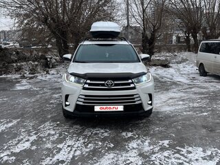 2016 Toyota Highlander III (XU50) Рестайлинг, белый, 2850000 рублей, вид 3