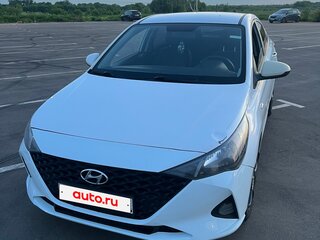 2021 Hyundai Solaris II Рестайлинг, белый, 1050000 рублей, вид 2