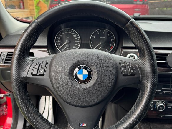 2007 BMW 3 серии 325i V (E90/E91/E92/E93), красный, 950000 рублей - вид 16