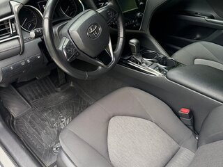 2020 Toyota Camry VIII (XV70), белый, 2500000 рублей, вид 5