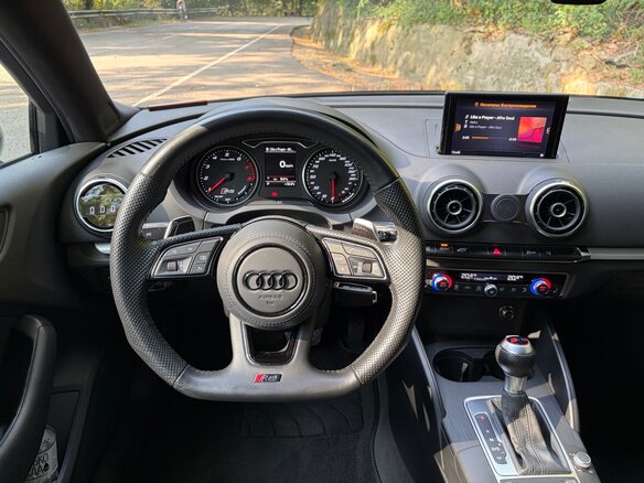 2015 Audi A3 III (8V), белый, 3500000 рублей - вид 11