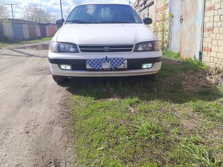 1993 Toyota Carina E, белый, 250000 рублей, вид 1