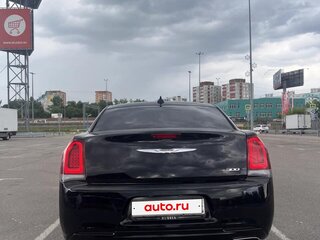 2019 Chrysler 300C II Рестайлинг, чёрный, 3500000 рублей, вид 5