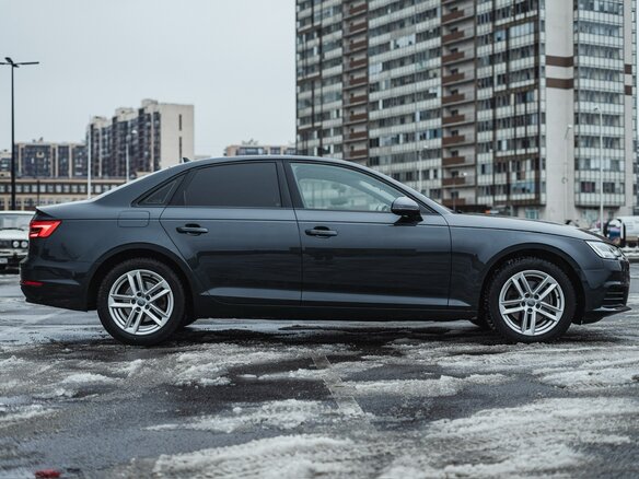 2017 Audi A4 V (B9), чёрный - вид 6