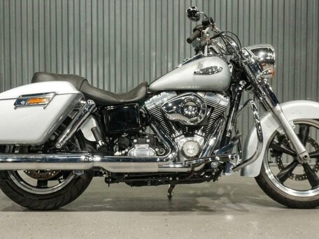 2012 Harley-Davidson Dyna Switchback, серебристый, 800000 рублей, вид 1