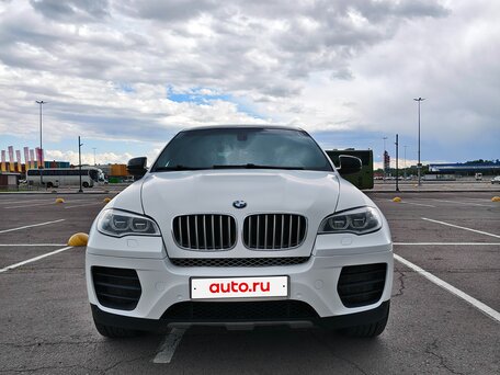 2013 BMW X6 M50d I (E71) Рестайлинг, белый, 1990000 рублей, вид 3