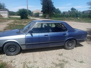 1985 BMW 5 серии 520i II (E28), синий, 145000 рублей, вид 3