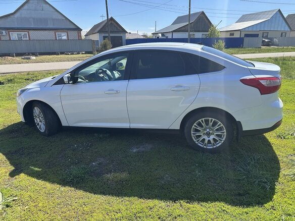 2014 Ford Focus III, белый, 570000 рублей - вид 2
