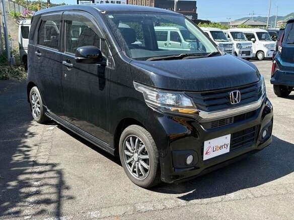2017 Honda N-WGN I Рестайлинг, чёрный, 590000 рублей