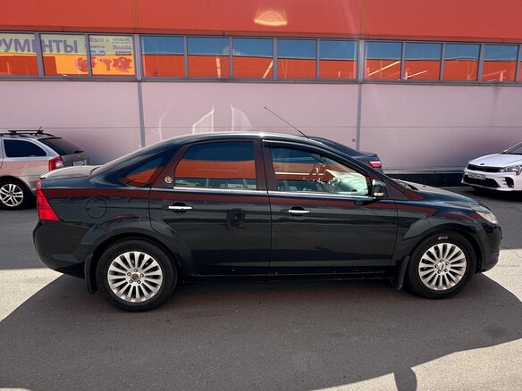 2008 Ford Focus II Рестайлинг, чёрный, 550000 рублей - вид 3