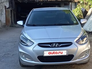 2012 Hyundai Solaris I, серебристый, 580000 рублей, вид 2