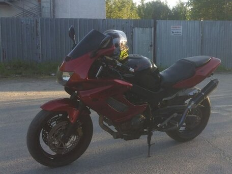 1998 Honda VTR 1000, красный, 260000 рублей, вид 1