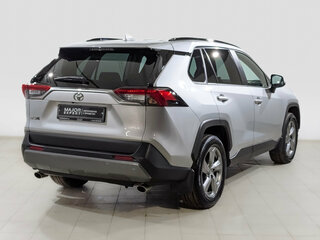 2021 Toyota RAV4 V (XA50), серебристый, 2690000 рублей, вид 5