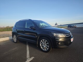 2013 Volkswagen Tiguan I Рестайлинг, чёрный, 1000000 рублей, вид 2