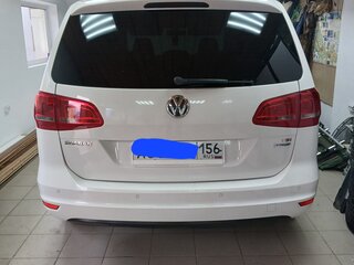 2012 Volkswagen Sharan II, белый, 1500000 рублей, вид 2