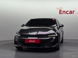 2022 Kia K5 III, чёрный, 2365000 рублей, вид 2