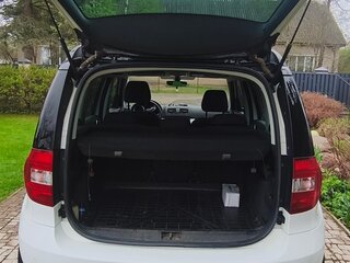 2017 Skoda Yeti I Рестайлинг, белый, 1450000 рублей, вид 5