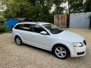 2014 Skoda Octavia III (A7), белый, 950000 рублей, вид 5