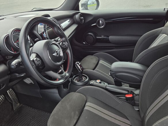 2018 Mini Hatch JCW III (F55/F56) Рестайлинг, серебристый, 2500000 рублей - вид 9