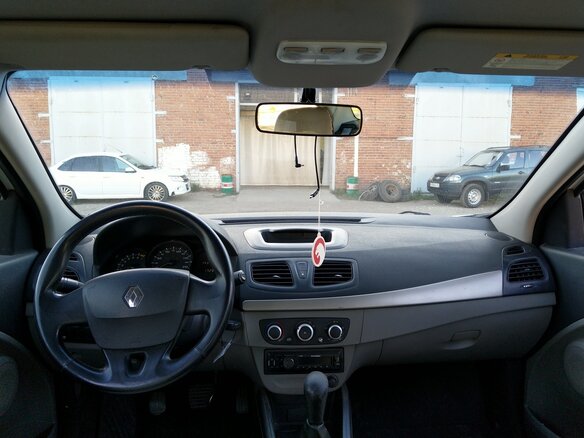 2012 Renault Fluence I, белый, 550000 рублей - вид 12